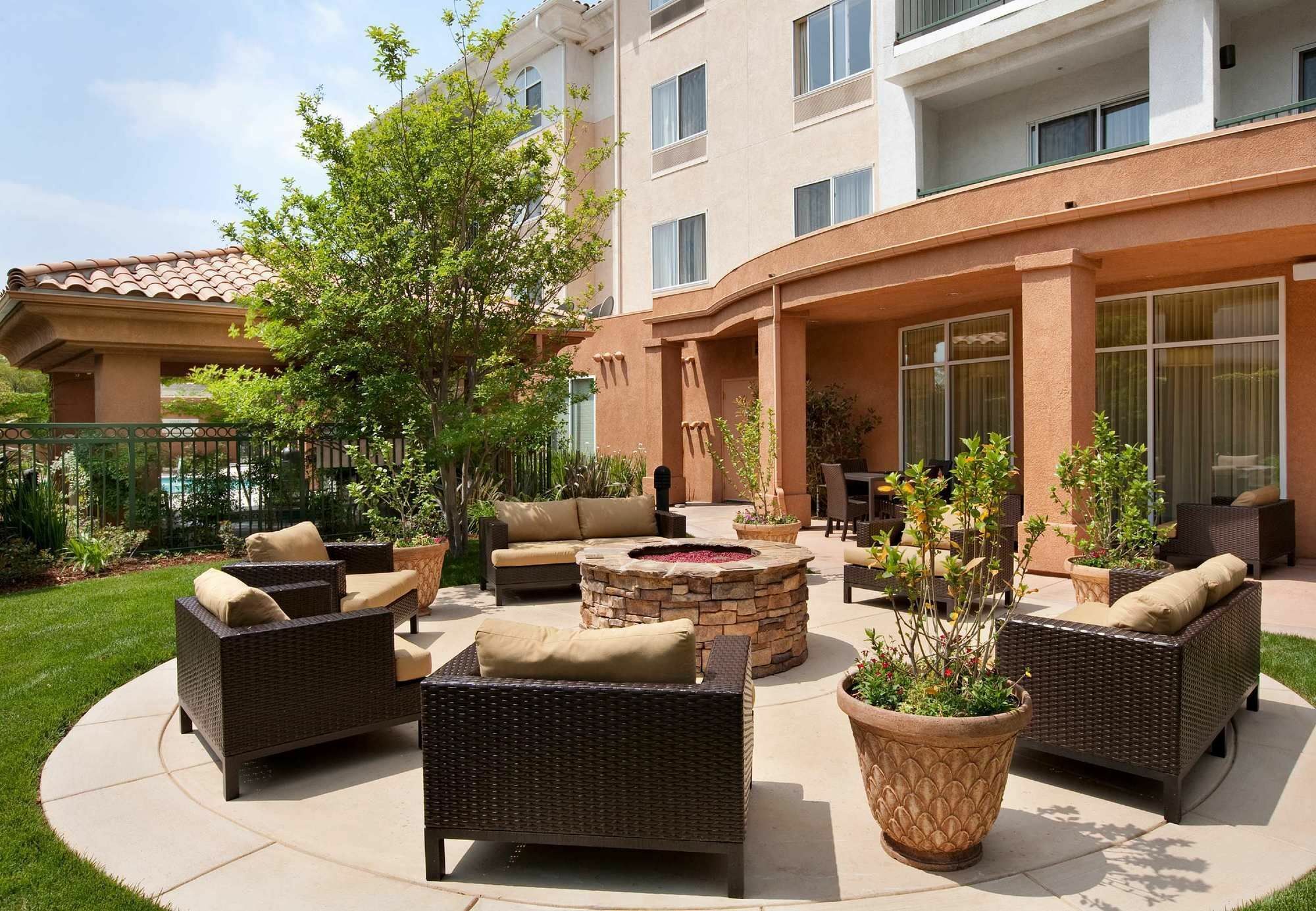 Courtyard Ventura Сими-Вэлли Экстерьер фото